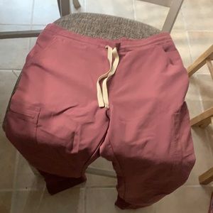 Yola Mauve Figs Scrub pants